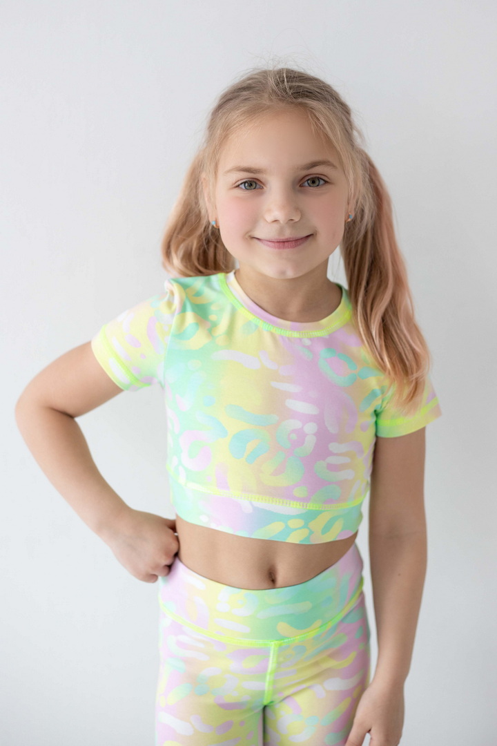 Футболка для дівчат